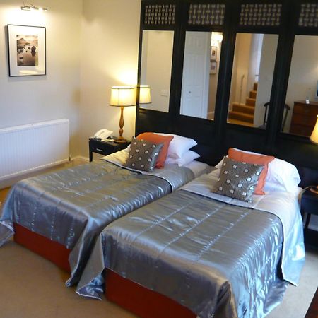 The Lake Country House Hotel & Spa Llangammarch Wells Exterior photo