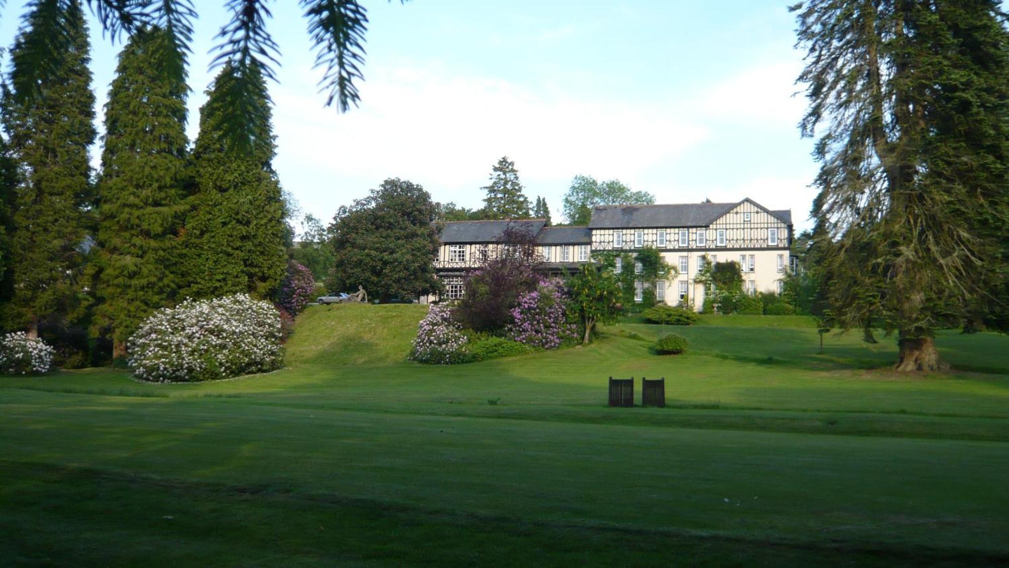 The Lake Country House Hotel & Spa Llangammarch Wells Exterior photo