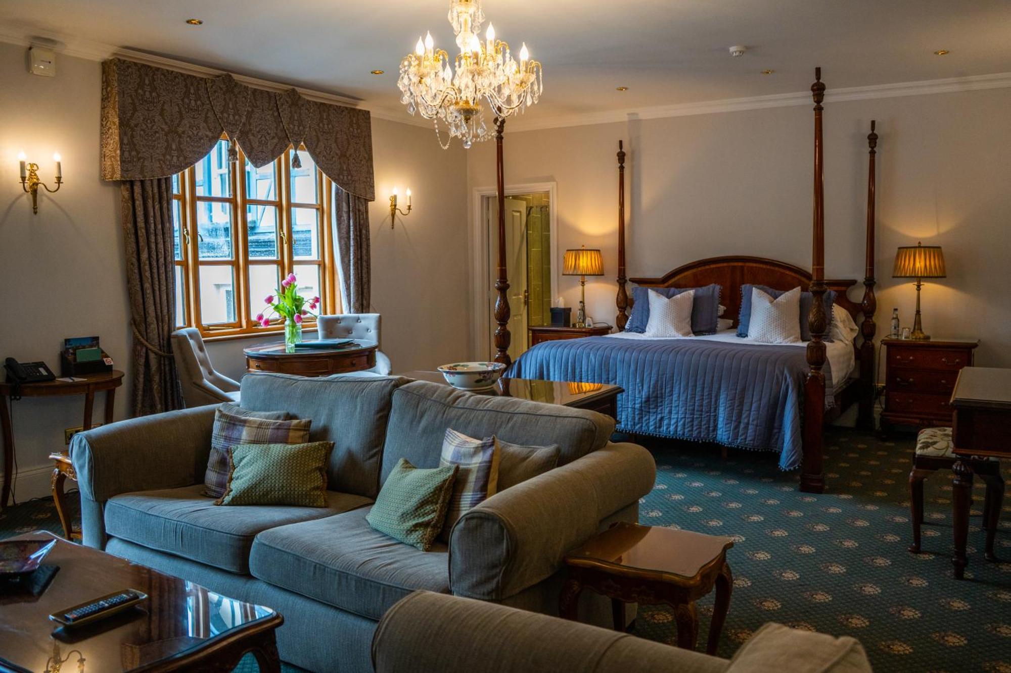 The Lake Country House Hotel & Spa Llangammarch Wells Exterior photo