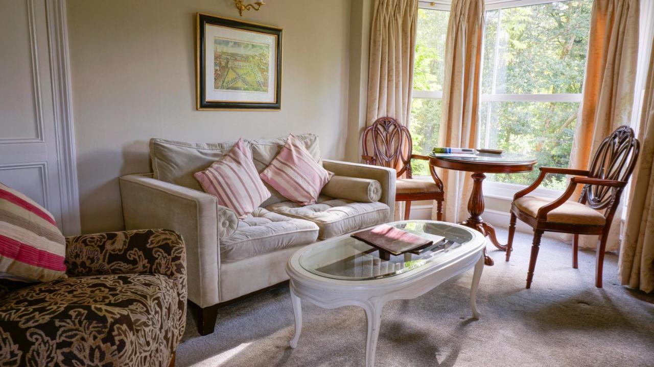 The Lake Country House Hotel & Spa Llangammarch Wells Exterior photo